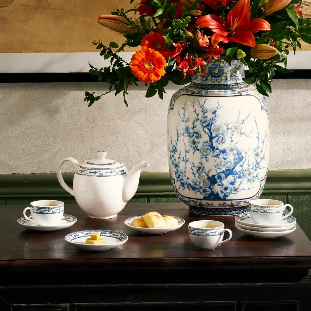 Bộ trà 0.8 L - Camellia - Chim Lạc Vàng2.webp
