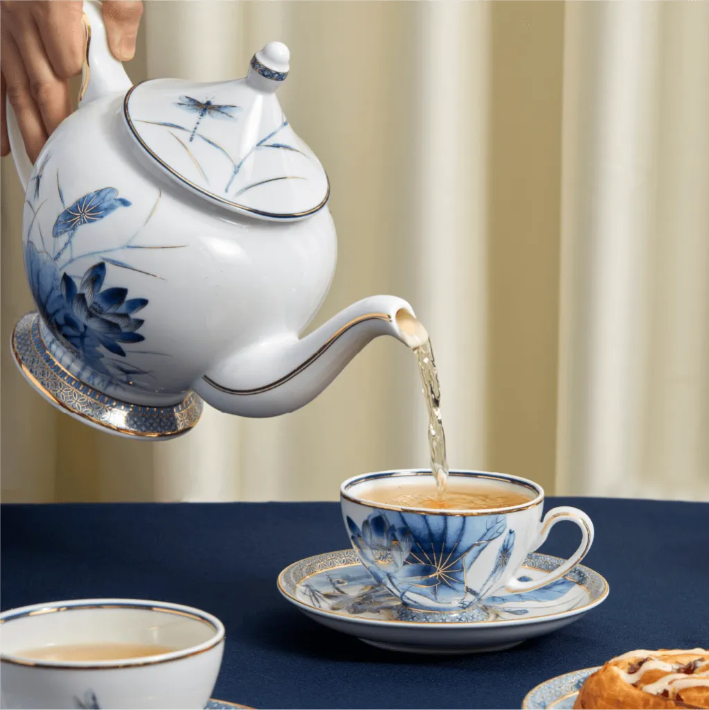 Bộ trà 1.3 L - Hoàng Cung - Sen Vàng 3.webp