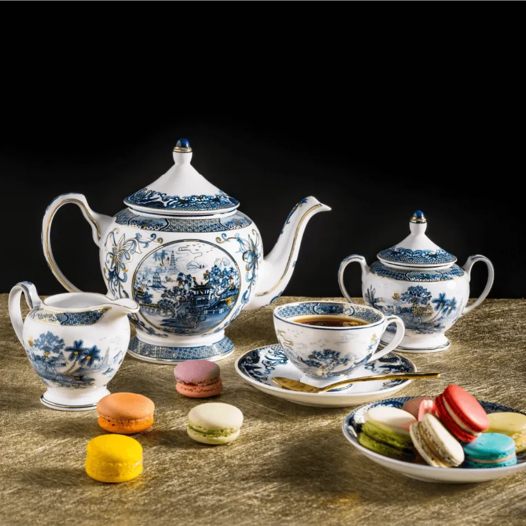 bo-tra-065-l-hoang-cung-hon-viet-vang_01654037303-sm-02_f1052b18c2924732b243d0a828b21dd9.webp