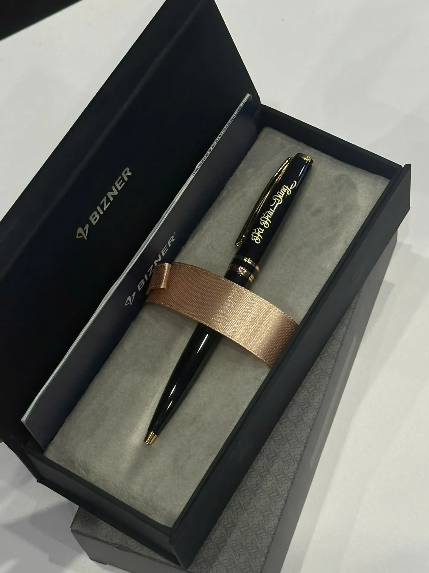 Bút Ký Cao Cấp Bizner