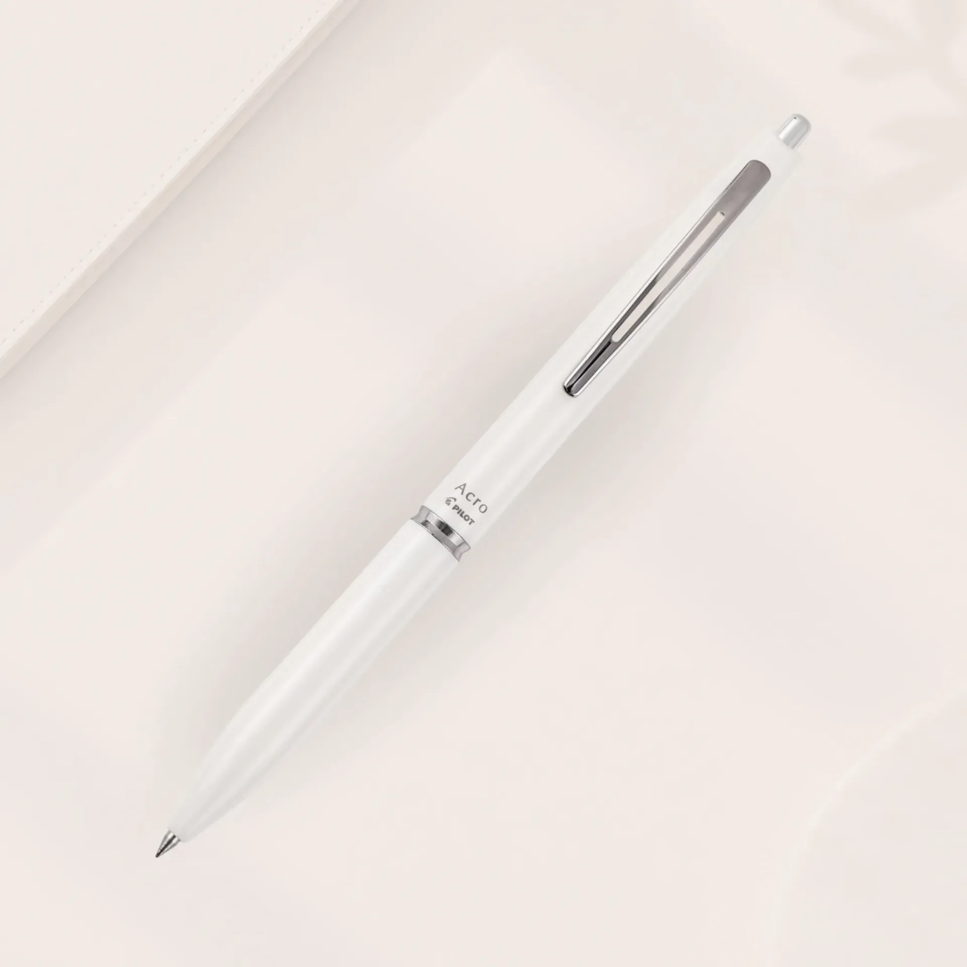 Bút Bi Pilot Acro 300 (Trắng)